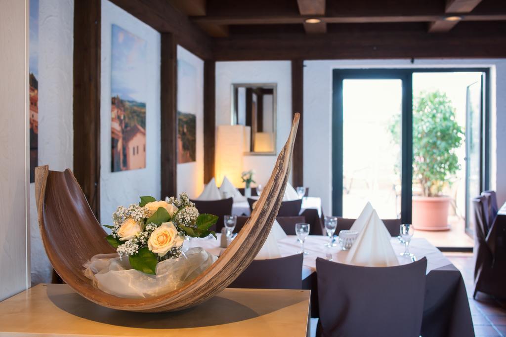 Hotel-Restaurant Schwyzerhuesli 비엔하임 외부 사진